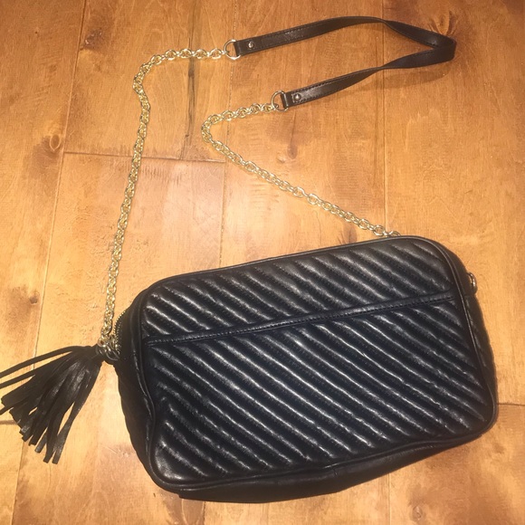 SOLD Saks Fifth Avenue Leather Handbag - Picture 16 of 16